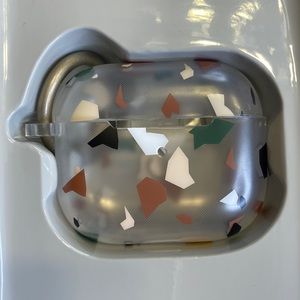 Apple AirPods 3rd Generation Hardshell Case with Clip - heyday™